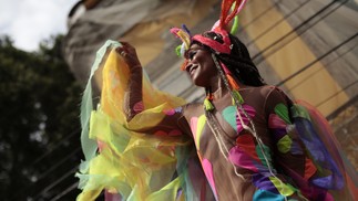 Carnaval: tendências para a folia encontram vez na liberdade e nos corpos ainda mais à mostra — Foto: Infoglobo