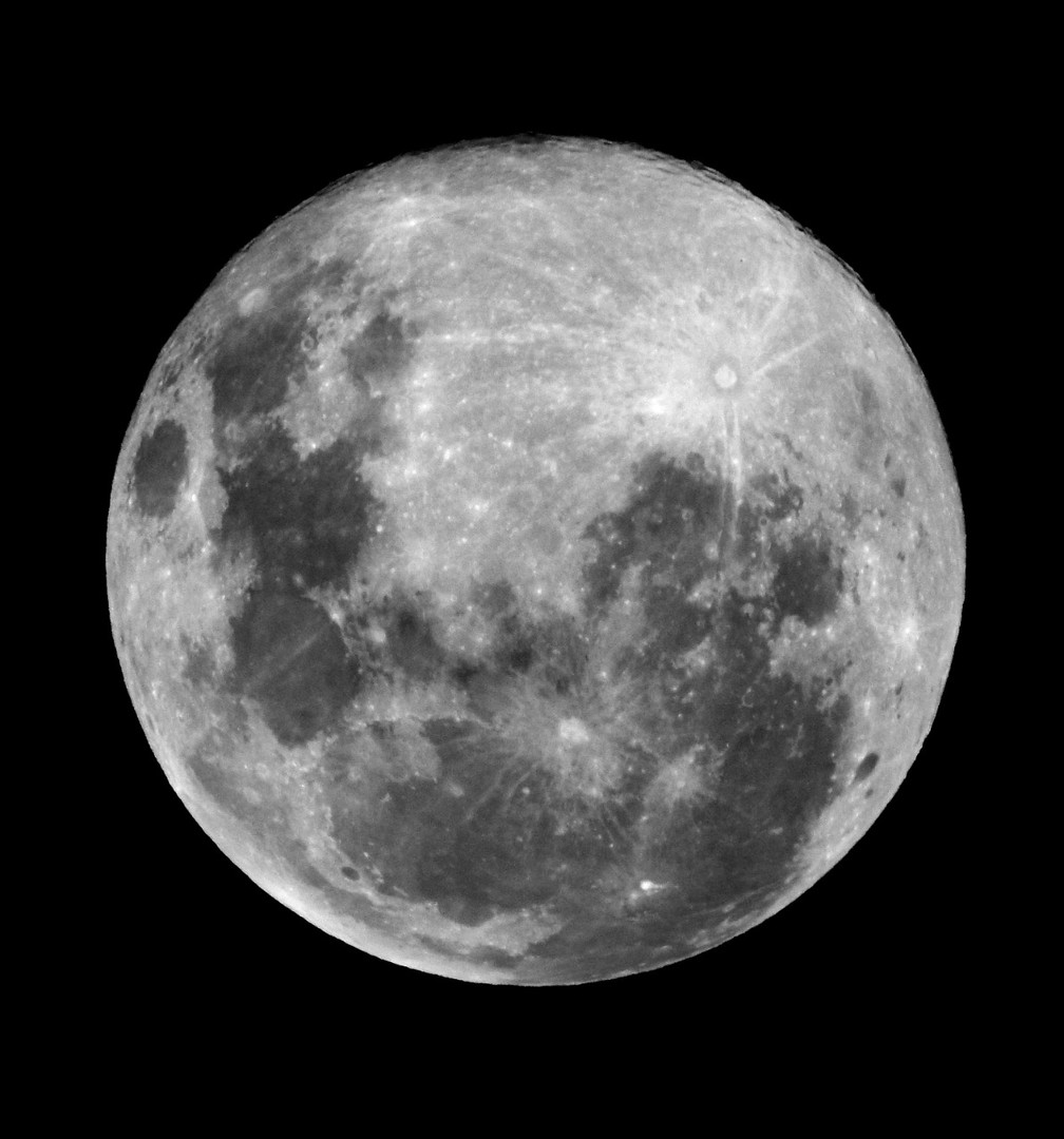 Superlua registrada pelo Observatório Espacial Heller & Jung, de Taquara  — Foto: Divulgação / Observatório Espacial Heller & Jung