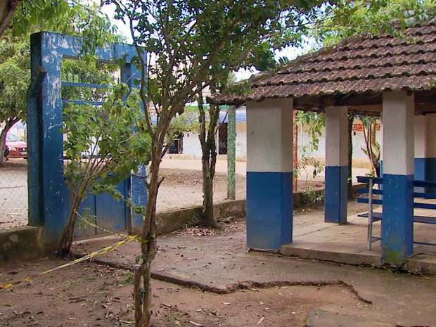 Parque de águas medicinais está abandonado em Conceição do Rio Verde (Foto: Reprodução EPTV)