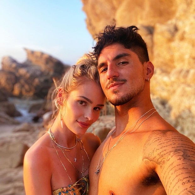 Yasmin Brunet e Gabriel Medina (Foto: reprodução/Instagram)