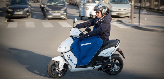 Scooter em Paris (Foto: Divulgação)