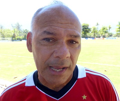 Demitido da base do Fla, técnico diz: Talvez Zico fosse mandado embora