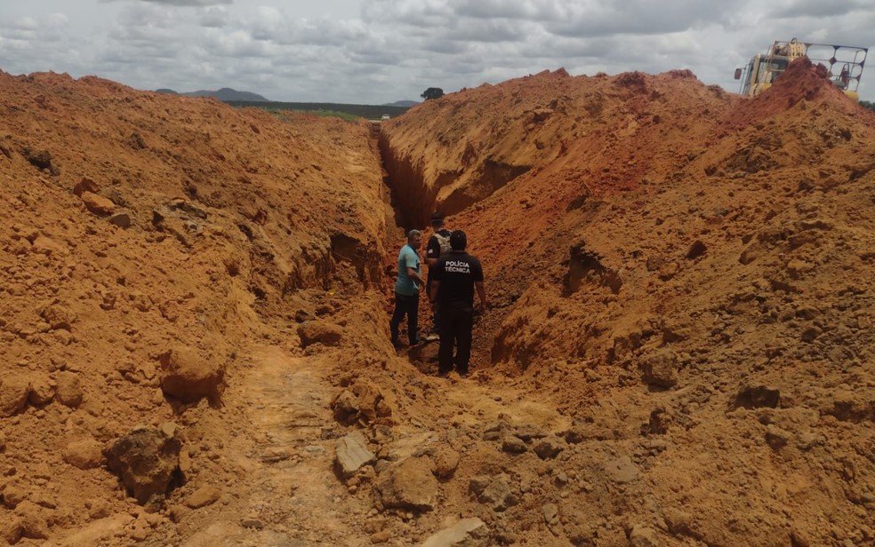 Local da construção onde a vítima foi soterrada — Foto: Site Bahia Extremo Sul