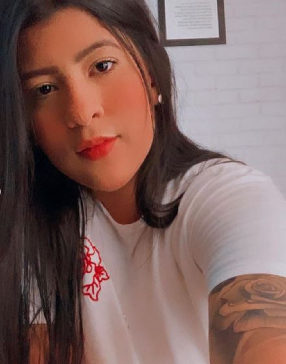 Alana Beatriz Nascimento de Oliveira, 26 anos, morreu com um tiro na cabeça na casa de um empresário em Fortaleza. — Foto: Arquivo pessoal