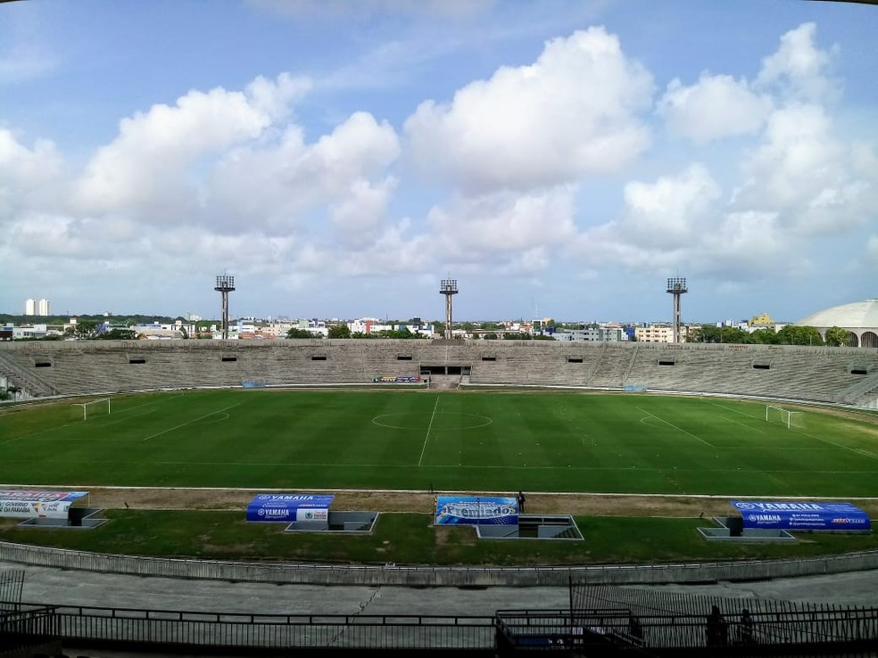 Arquibancadas dos est�dios v�o poder receber os torcedores dos clubes � Foto: Tiago Loureira / CBN