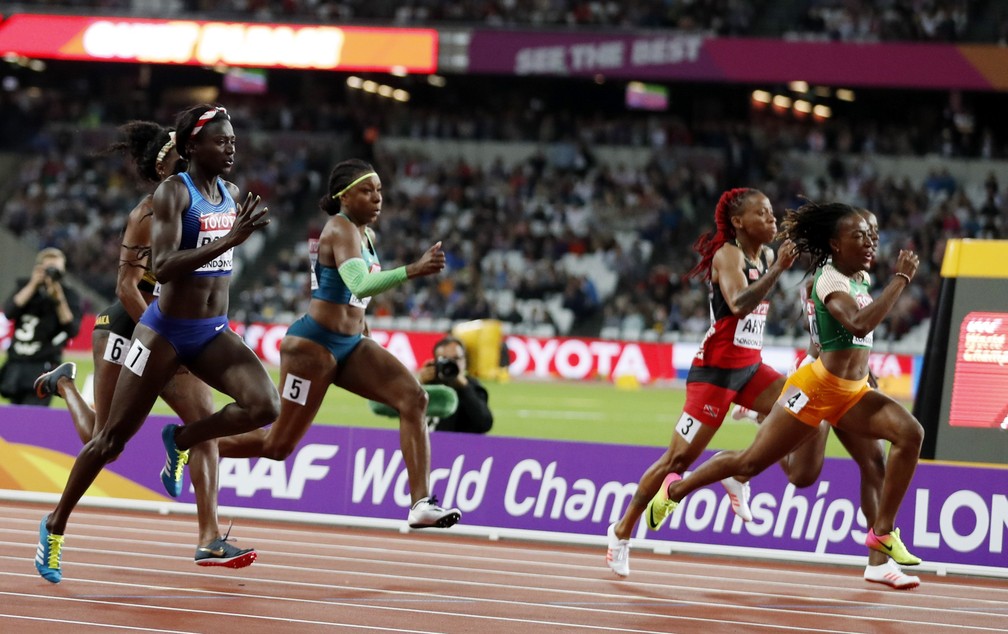 Rosangela Santos na final dos 100m em Londres (Foto: Reuters)
