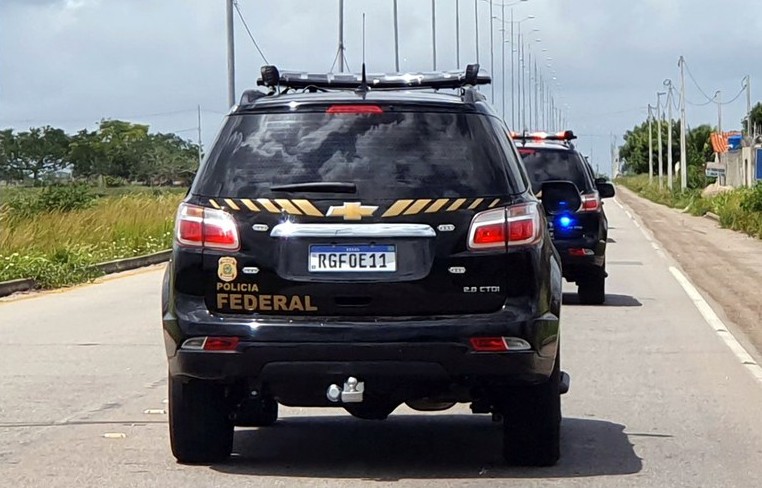 Polícia Federal faz operação para combater o contrabando em MS
