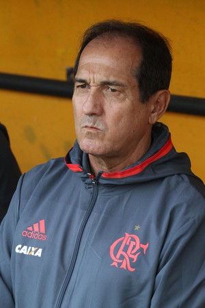 Muricy viaja para SP para check-up completo antes de decidir volta ao Fla