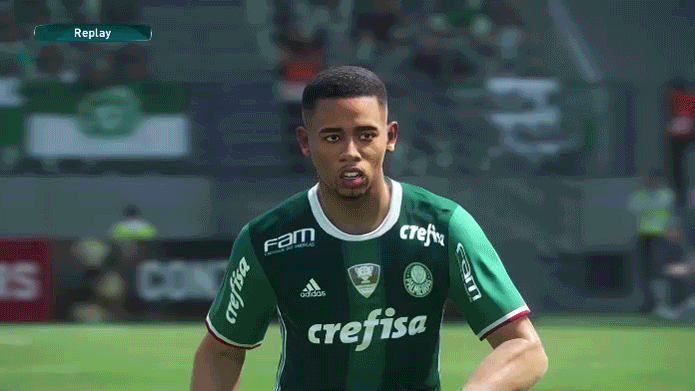 Jovem craque do Palmeiras ganhou visual caprichado em PES 2017 (Foto: Reprodução/Murilo Molina)