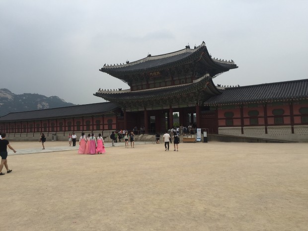 Seoul’s Gyeongbokgung Palace (Foto: Suzy Menkes Instagram)