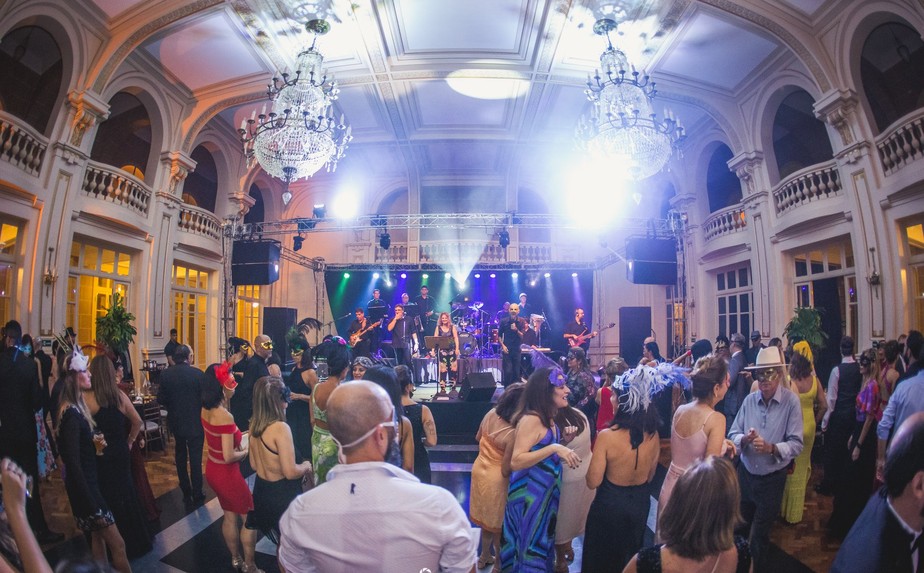 Baile De Mascaras Resgata Antiga Tradicao Carnavalesca Em Pocos De Caldas Mg Sul De Minas G1