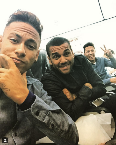Neymar e Daniel Alves viagem a San Sebastian