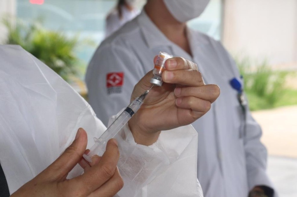 Vacina contra meningite passa a ser aplicada em trabalhadores da saúde em SP — Foto: Prefeitura/Divulgação