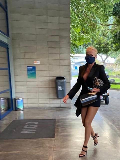 Anos depois, Xuxa volta &agrave; Globo para gravar com Tat&aacute; Werneck