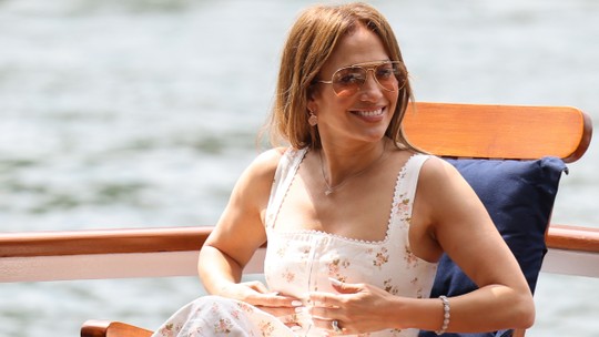 Jennifer Lopez é inspiração pura quando o assunto é penteado em sua lua de mel