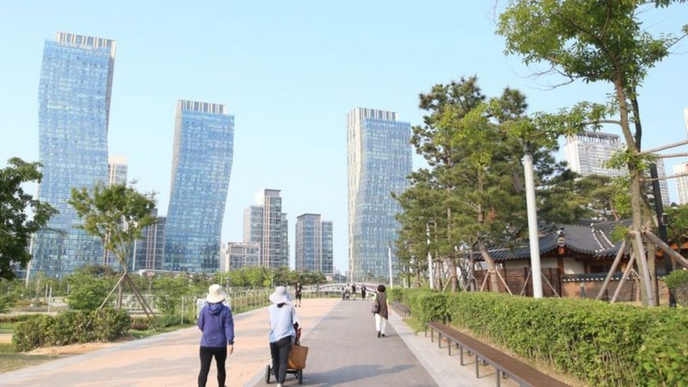 A cidade sul-coreana de Songdo j tem 180 mil habitantes  Foto: Getty Images via BBC