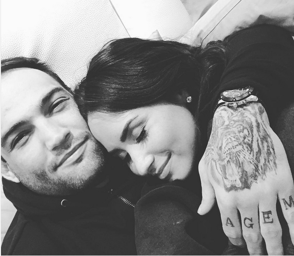 A cantora Demi Lovato e o namorado, o lutador brasileiro Guilherme Bomba Vasconcelos (Foto: Instagram)