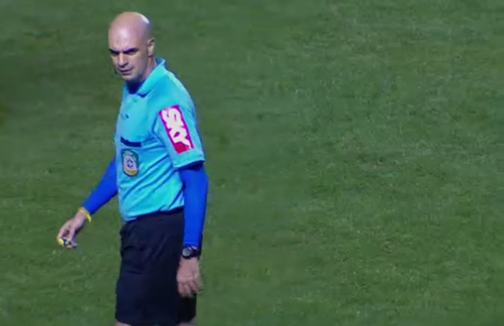 Do quadro da CBF, Pablo Alves vai ter pela frente o Clássico dos Maiorais no domingo (Foto: Reprodução SporTV)