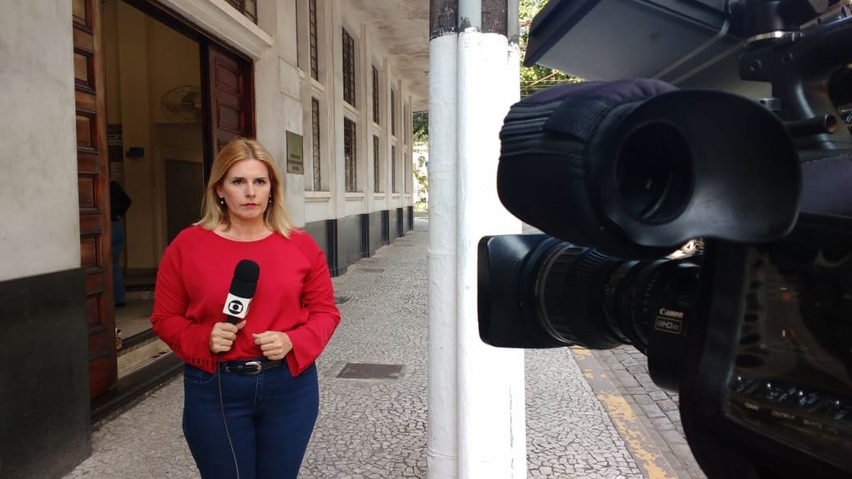 Repórteres da TV Tribuna falam ao vivo nos telejornais da ...