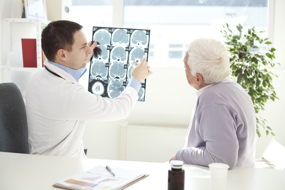 Troca de informações com os pacientes é fundamental para o crescimento de ambos (Foto: Getty Images)