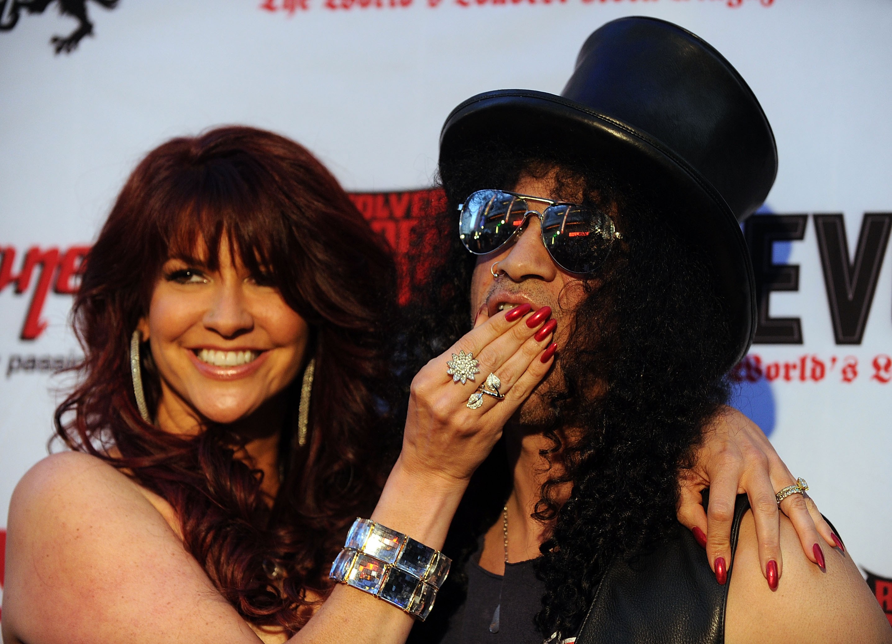 O guitarrista Slash e sua ex-esposa (Foto: Getty Images)