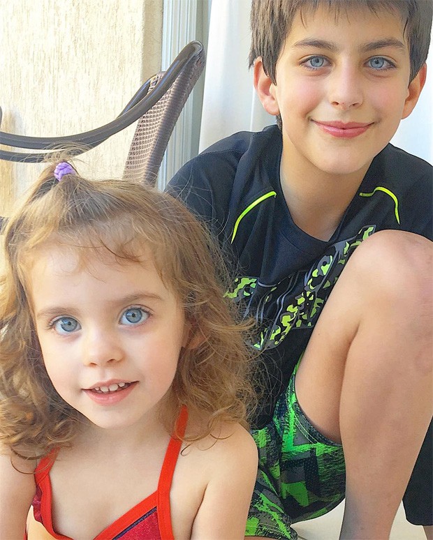 Lucas e Maria Eduarda, filhos de Henri Castelli (Foto: Reprodução/Instagram)