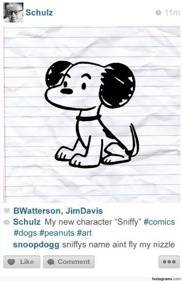 O criador do Snoopy, Charles Schulz, mostra um de seus primeiros rascunhos do cãoz (Foto: Reprodução/Histagrams)