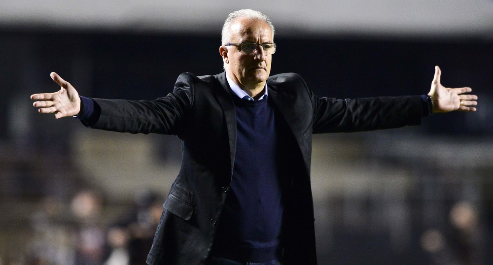 Dorival vê erros, mas elogia espírito do time