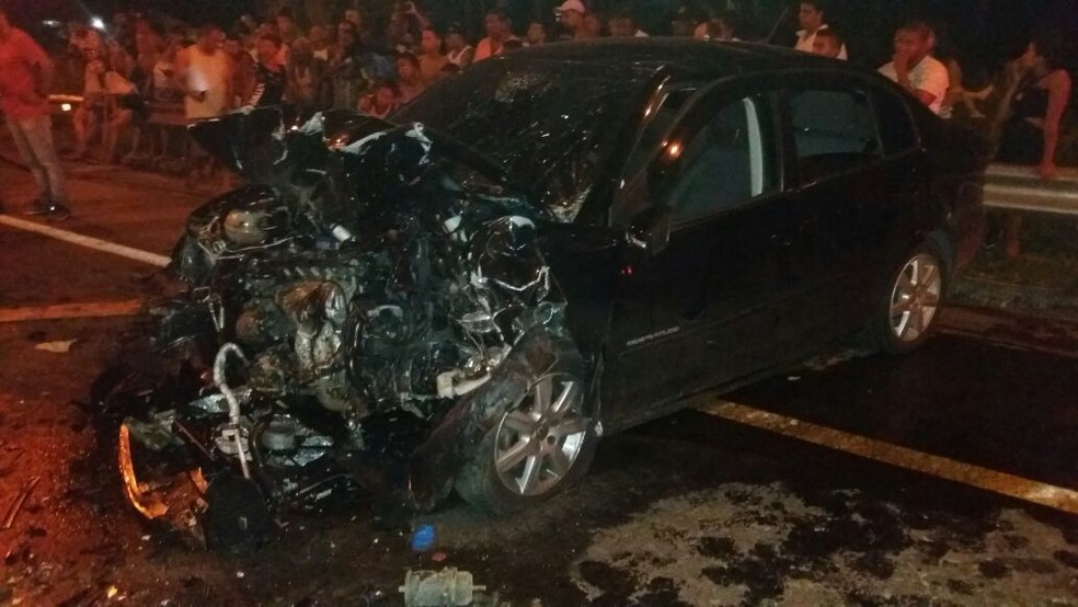 Acidente deixa mortos na BR-393, em Três Rios (Foto: Divulgação/PRF)