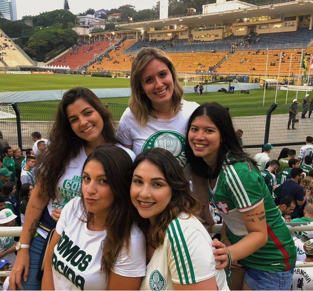 Cansadas de machismo, palmeirenses criam movimento para mulheres torcerem juntas