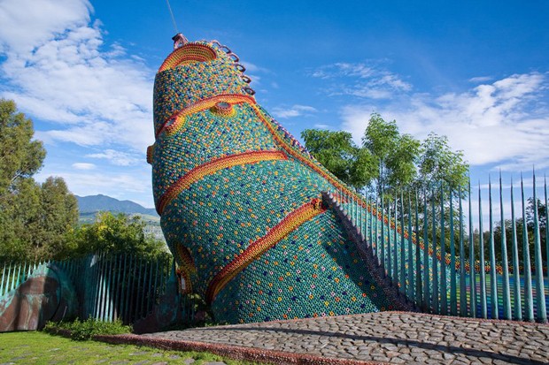 Casa no México tem formato de cobra e pode ser alugada (Foto: Airbnb/Divulgação)