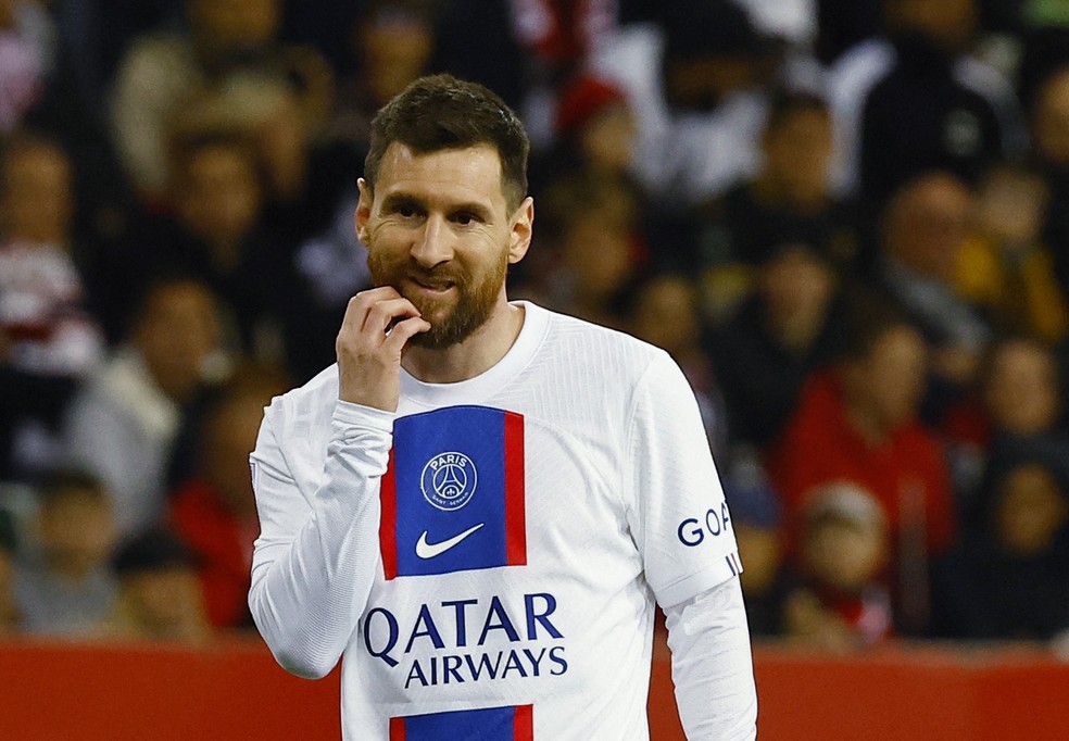 PSG suspende Messi por duas semanas após viagem à Arábia Saudita