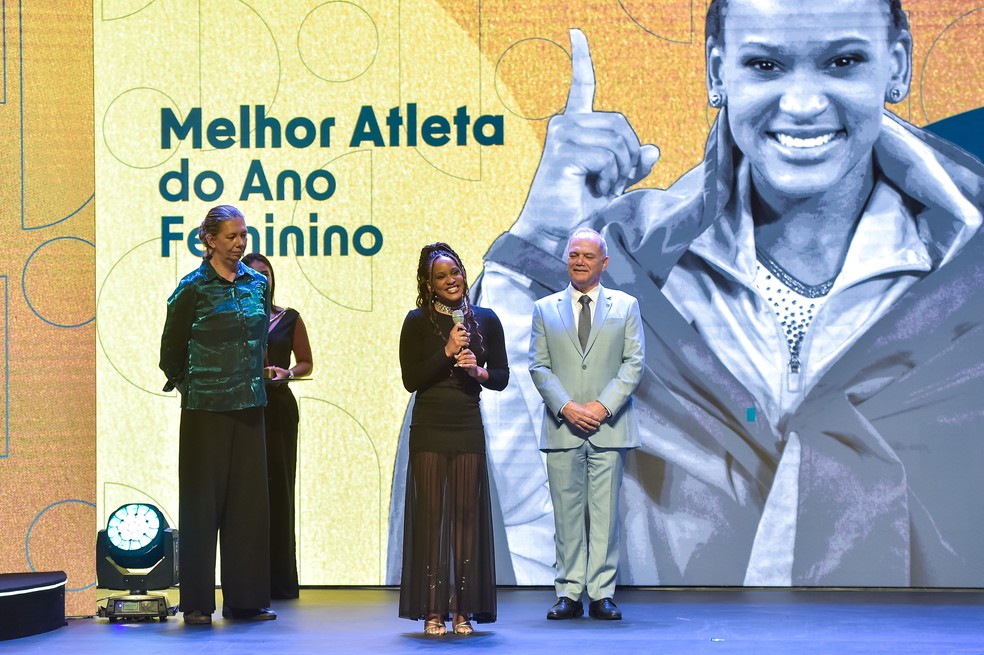 Alison Dos Santos E Rebeca Andrade Ganham O Prêmio Brasil Olímpico 2022 Portal Ternura Fm