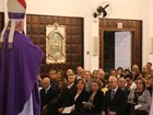 Familiares e amigos comparecem à missa de sétimo dia de Luiz Henrique
