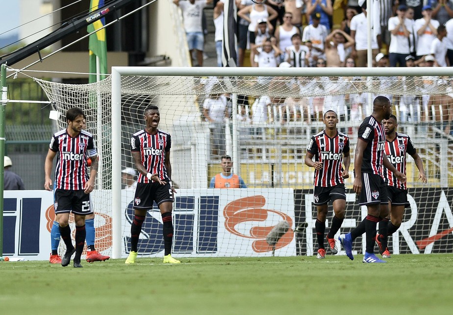 Análise: São Paulo é presa fácil para o Santos e preocupa a dez dias da Libertadores
