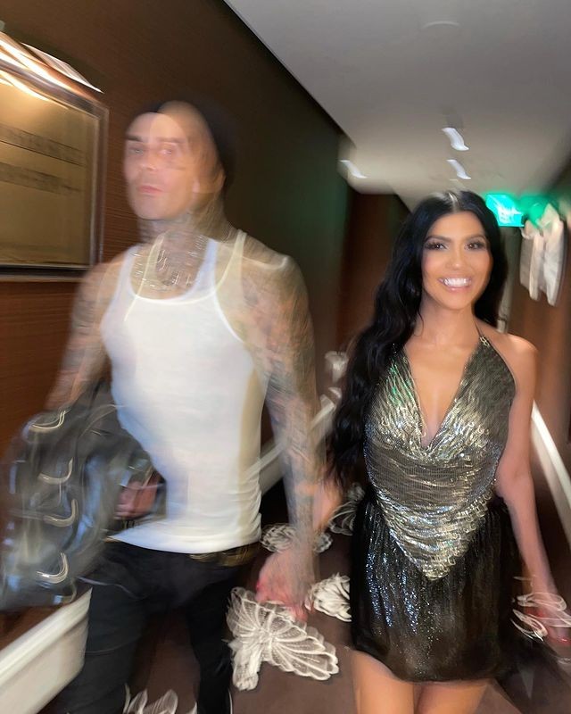 Kourtney Kardashian e Travis Barker (Foto: Reprodução/Instagram)