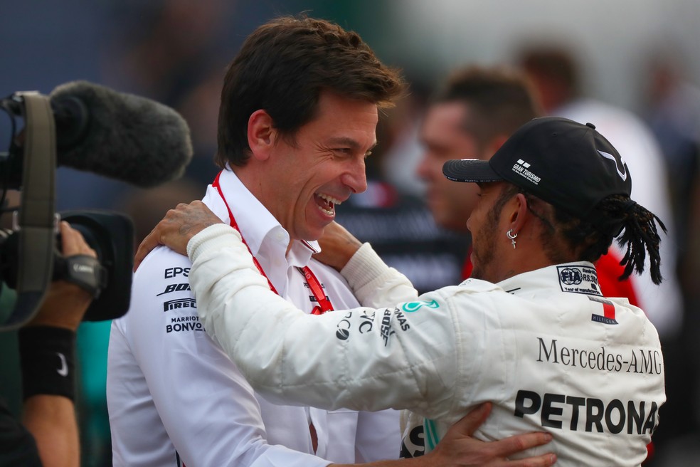 Chefe Da Mercedes Toto Wolff Nao Descarta Mudanca Para A Ferrari Em 2021 Outro Bom Plano Formula 1 Ge