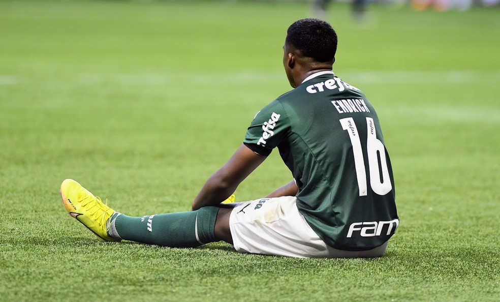 Da venda para o Real ao choro: como o Palmeiras abraça Endrick em meio a jejum de gols
