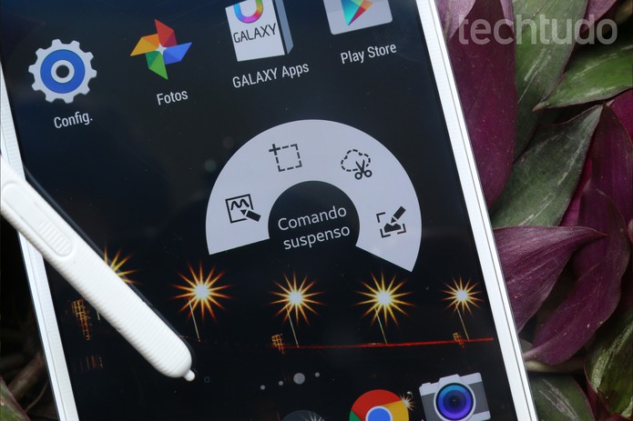 Comando Suspenso da S-Pen do Galaxy Note 4 (Foto: Lucas Mendes/TechTudo)