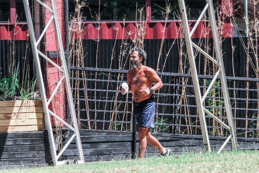 Marcos Palmeira se exercita no Rio de Janeiro (Foto: J/AgNews)