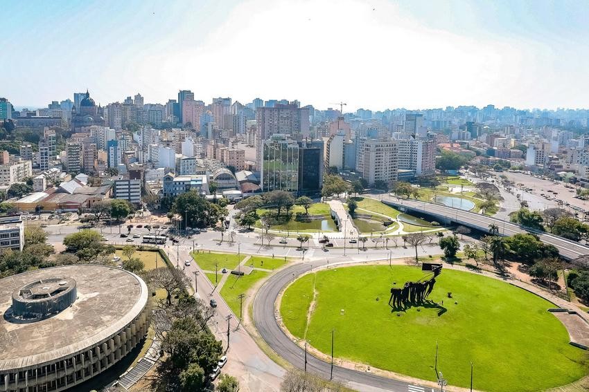 Dia do Trabalhador: veja o que abre e o que fecha no RS