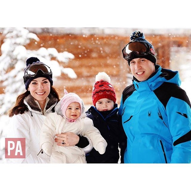 O priemiro feriado como uma família de quatro pessoas (Foto: Reprodução/ Instagram)
