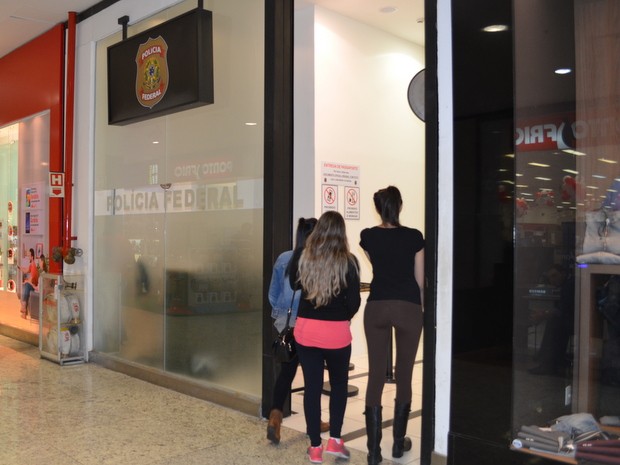 Polícia Federal prende estrangeiros que tentavam tirar passaporte brasileiro com documentos falsos
