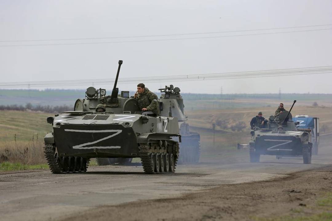 Tanques russos avan&ccedil;am sobre &aacute;rea pr&oacute;xima a Mariupol, foco da nova fase da guerra ucraniana, junto com a regi&atilde;o do Donbass, no leste da Ucr&acirc;nia
