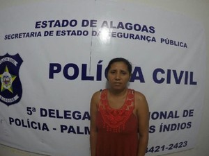 Givanilda Oliveira é suspeita de ter cometido golpes financeiros em idosos  (Foto: Ascom / PC)