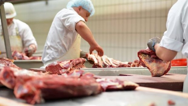 Brasil é o maior exportador de carne do mundo (Foto: Getty Images via BBC News Brasil)