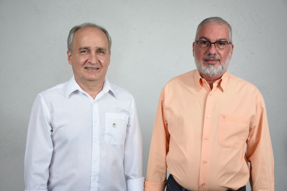Marcelo Brito Carneiro Leão (à esquerda) e Gabriel Rivas (à direita) são os novos reitor e vice-reitor da UFRPE, respectivamente — Foto: Fernando Azevedo/UFRPE/Divulgação