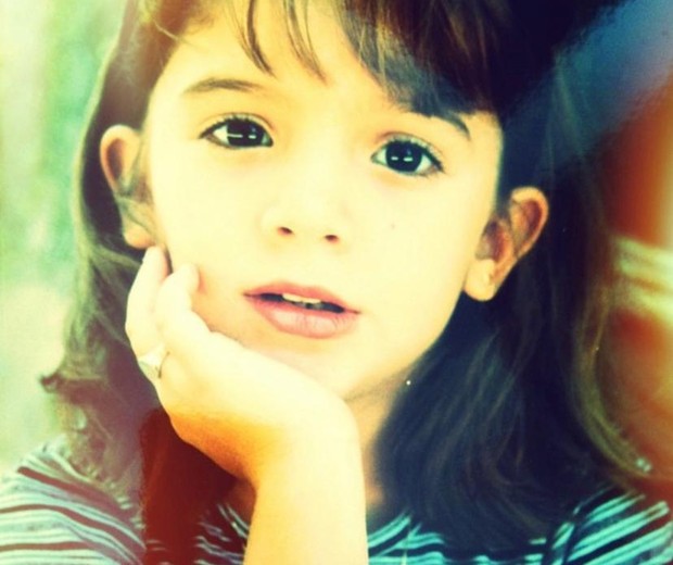 Yanna Sardenberg em foto da infância (Foto: Reprodução/Instagram)