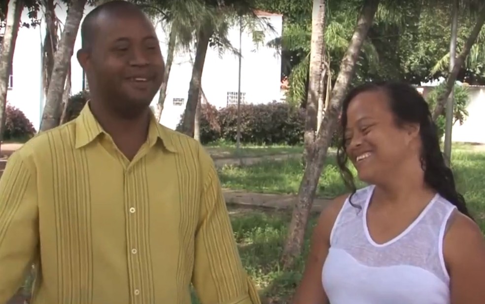 Casal com SÃ­ndrome de Down antes do casamento â Foto: ReproduÃ§Ã£o/TV SubaÃ©