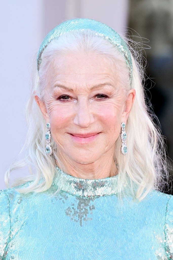 VENICE, ITALY - SEPTEMBER 01:  Dame Helen Mirren attends the red carpet of the movie "Madres Paralelas" during the 78th Venice International Film Festival on September 01, 2021 in Venice, Italy. (Photo by Daniele Venturelli/WireImage) (Foto: WireImage)